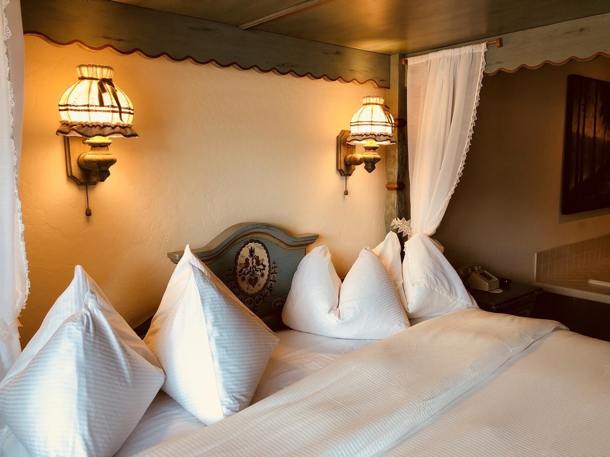 Enzian Inn Левенуэрт Экстерьер фото